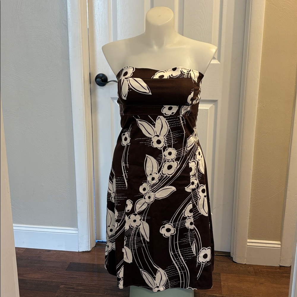 B. Smart Chocolate Strapless Dress with Ivory Floral Design